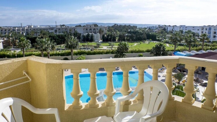 Houda Yasmine Hammamet